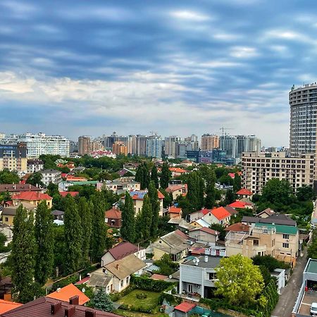 Room1402 Odessa Dış mekan fotoğraf