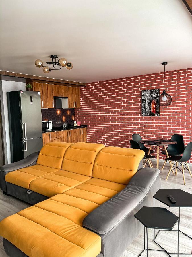 Room1402 Odessa Dış mekan fotoğraf