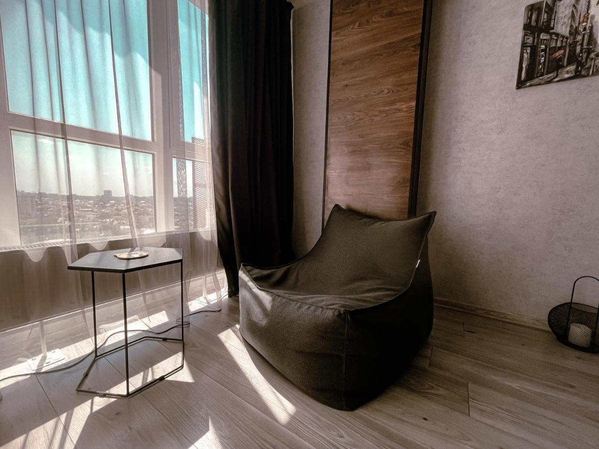 Room1402 Odessa Dış mekan fotoğraf
