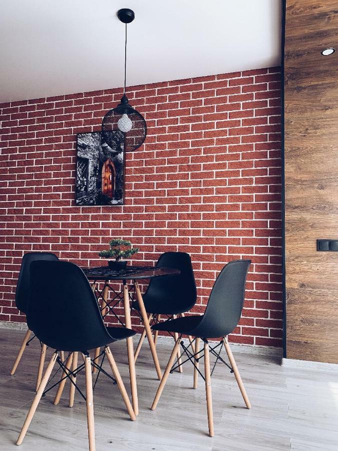 Room1402 Odessa Dış mekan fotoğraf